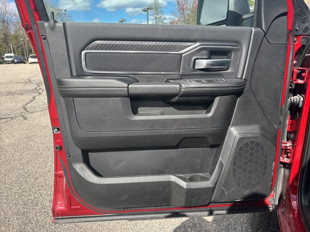 New 2026 RAM 2500 Big Horn AWD/4WD image 12