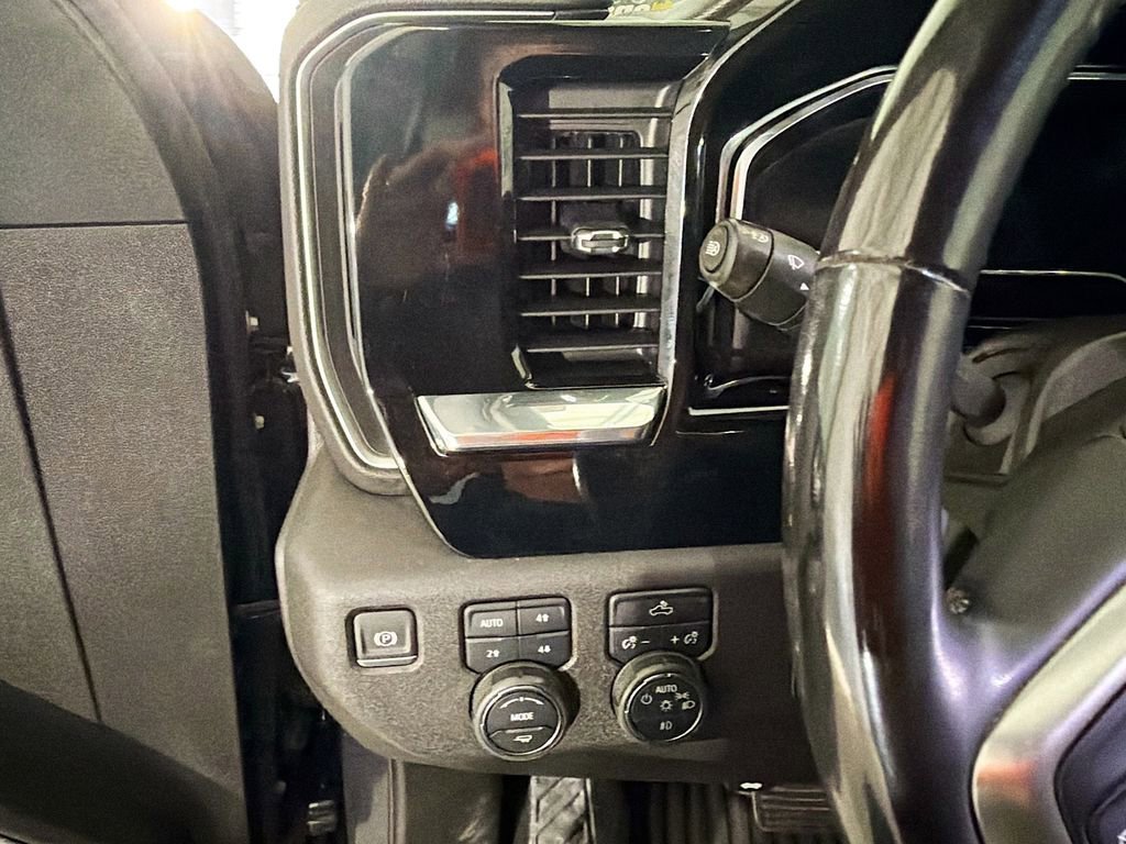 Used 2023 Chevrolet Silverado 1500 RST AWD/4WD image 9