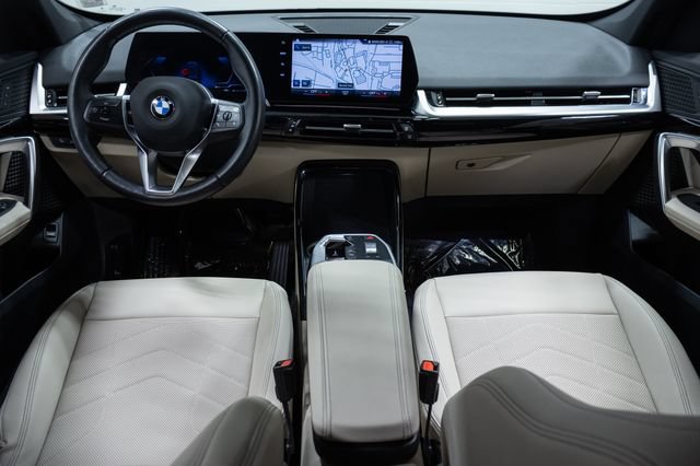 Used 2023 BMW X1 xDrive28i AWD/4WD image 20