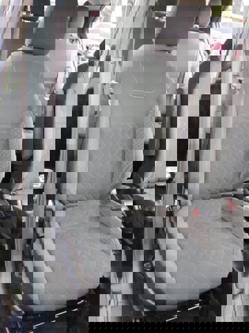 Used 2020 Nissan Kicks S image 16