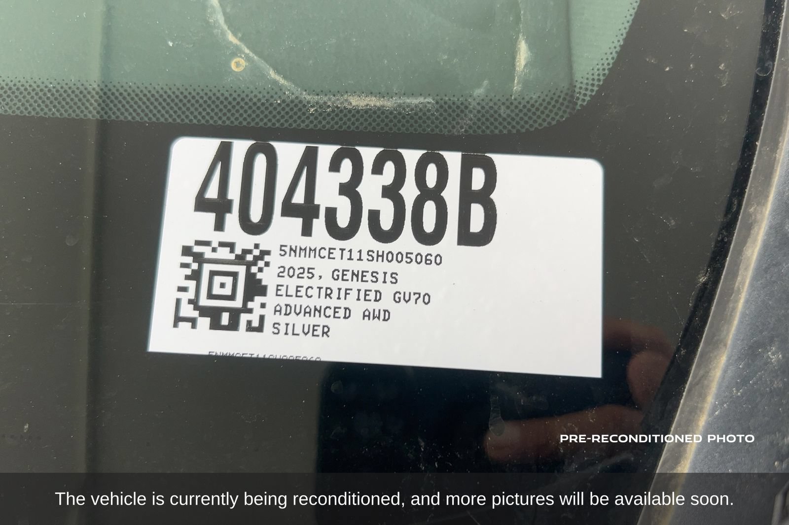 Used 2025 Genesis Electrified GV70 AWD/4WD image 19