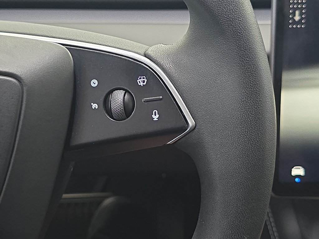 Used 2024 Tesla Model 3 Standard Range RWD image 21