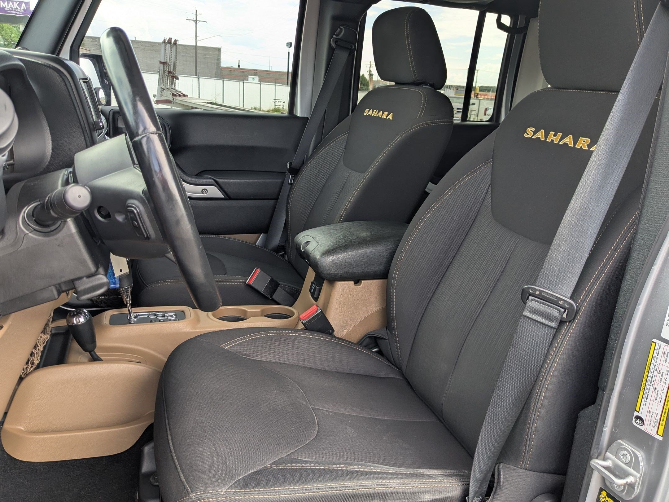 Used 2014 Jeep Wrangler Unlimited Sahara w/ Max Tow Package AWD/4WD image 29