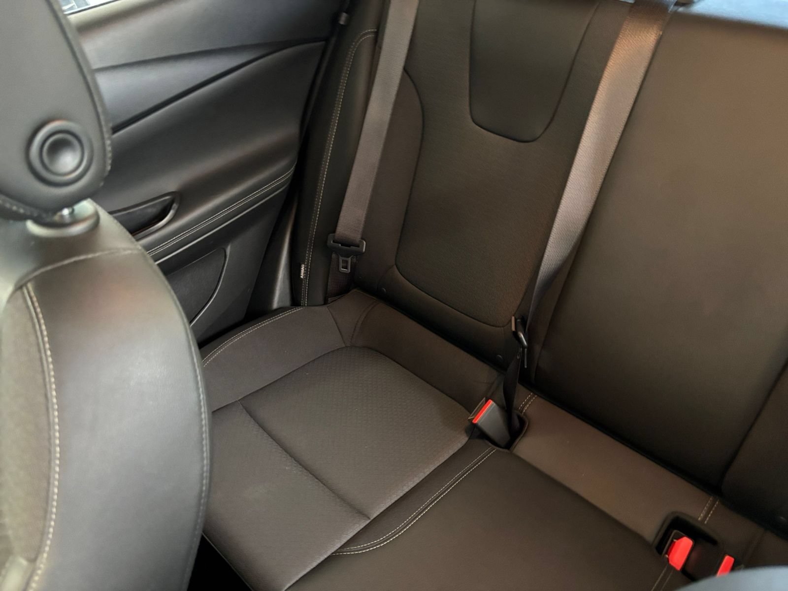 Used 2025 Buick Encore GX Preferred FWD image 39