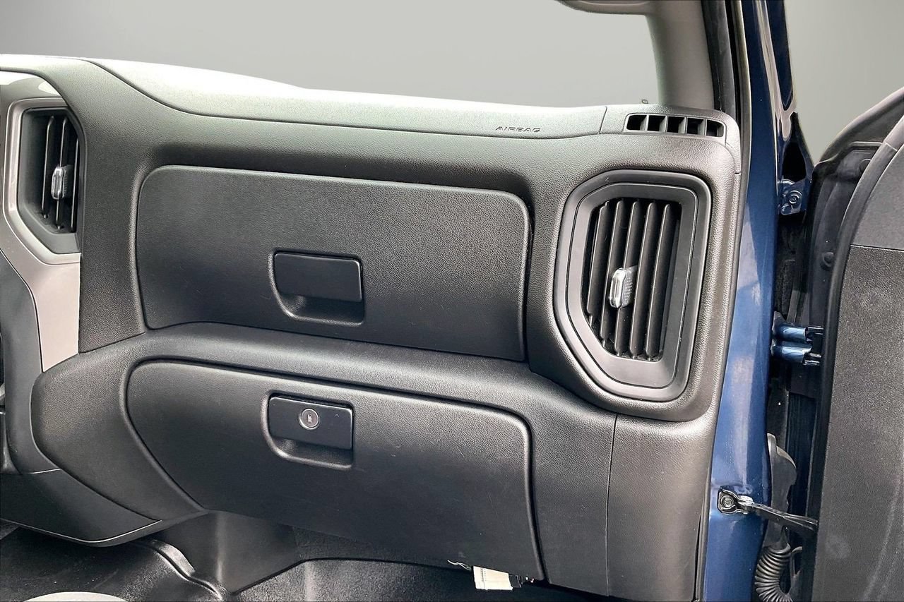 Used 2021 Chevrolet Silverado 1500 Custom AWD/4WD image 19