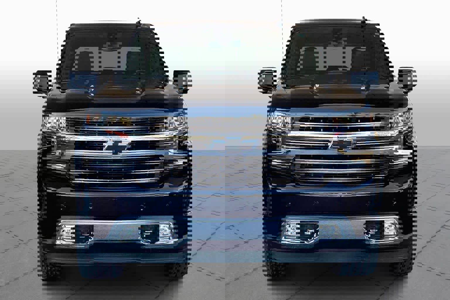 Used 2019 Chevrolet Silverado 1500 High Country w/ High Country Premium Package image 8