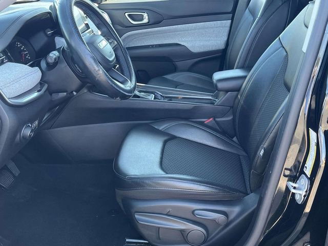 Used 2022 Jeep Compass Latitude image 13