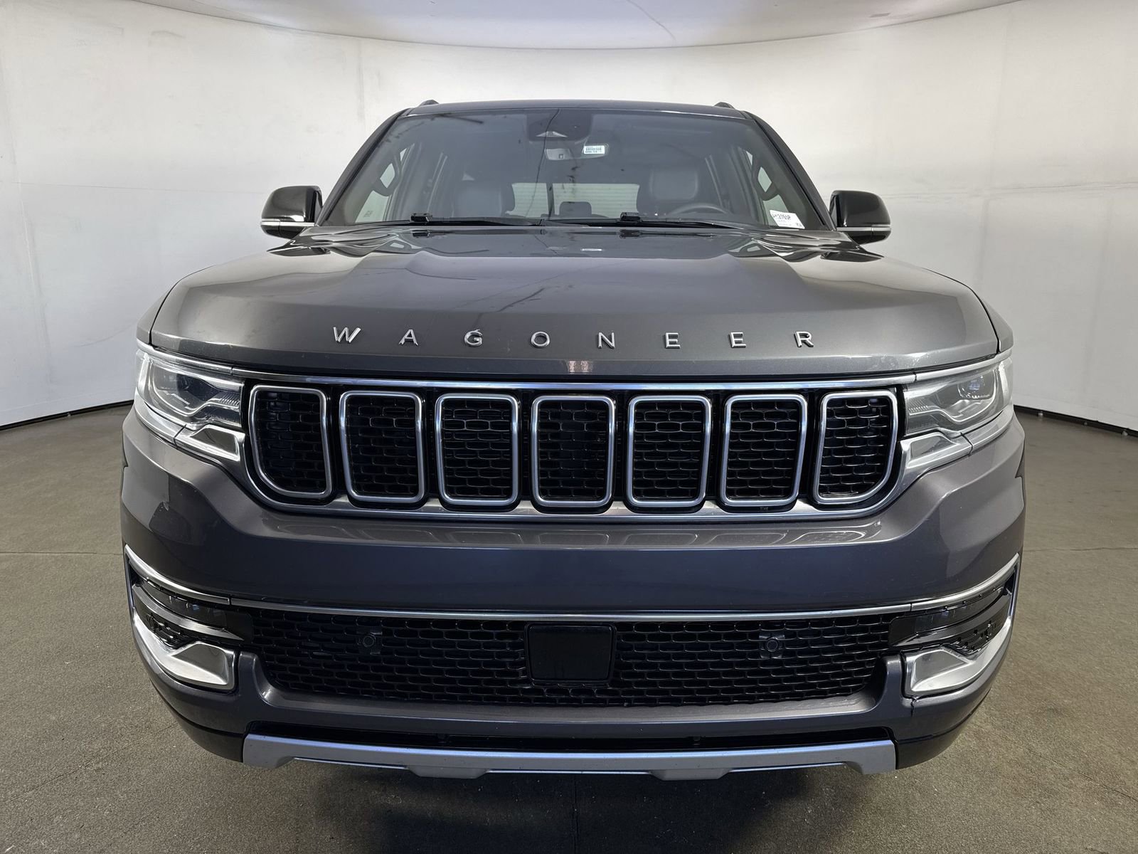 Used 2024 Jeep Wagoneer Series II w/ Flexible Seating Group image 25