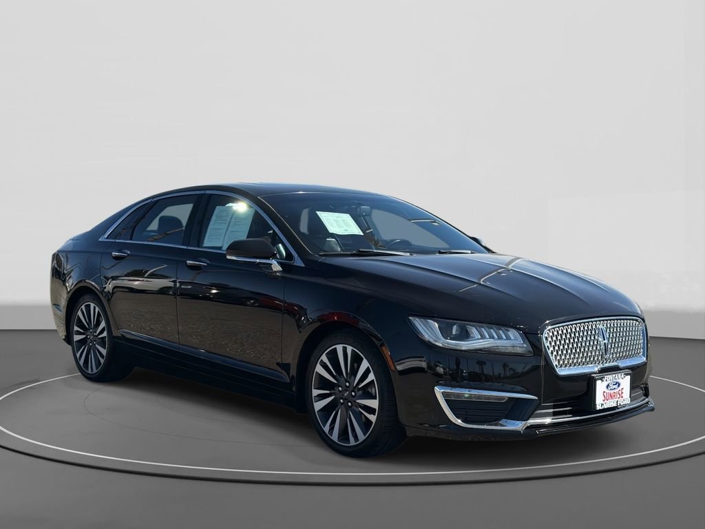Used 2017 Lincoln MKZ Reserve image 3