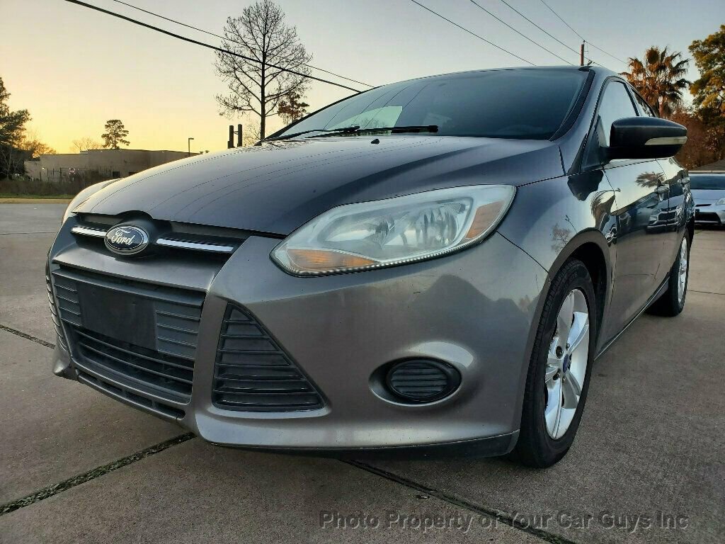 Used 2013 Ford Focus SE image 2