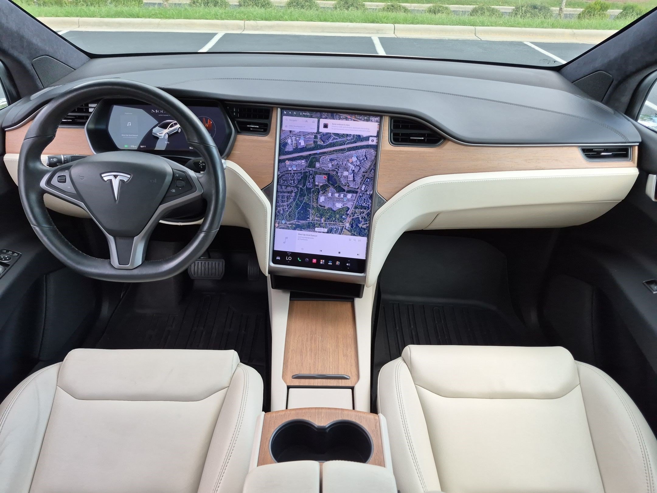 Used 2020 Tesla Model X Long Range AWD/4WD image 30