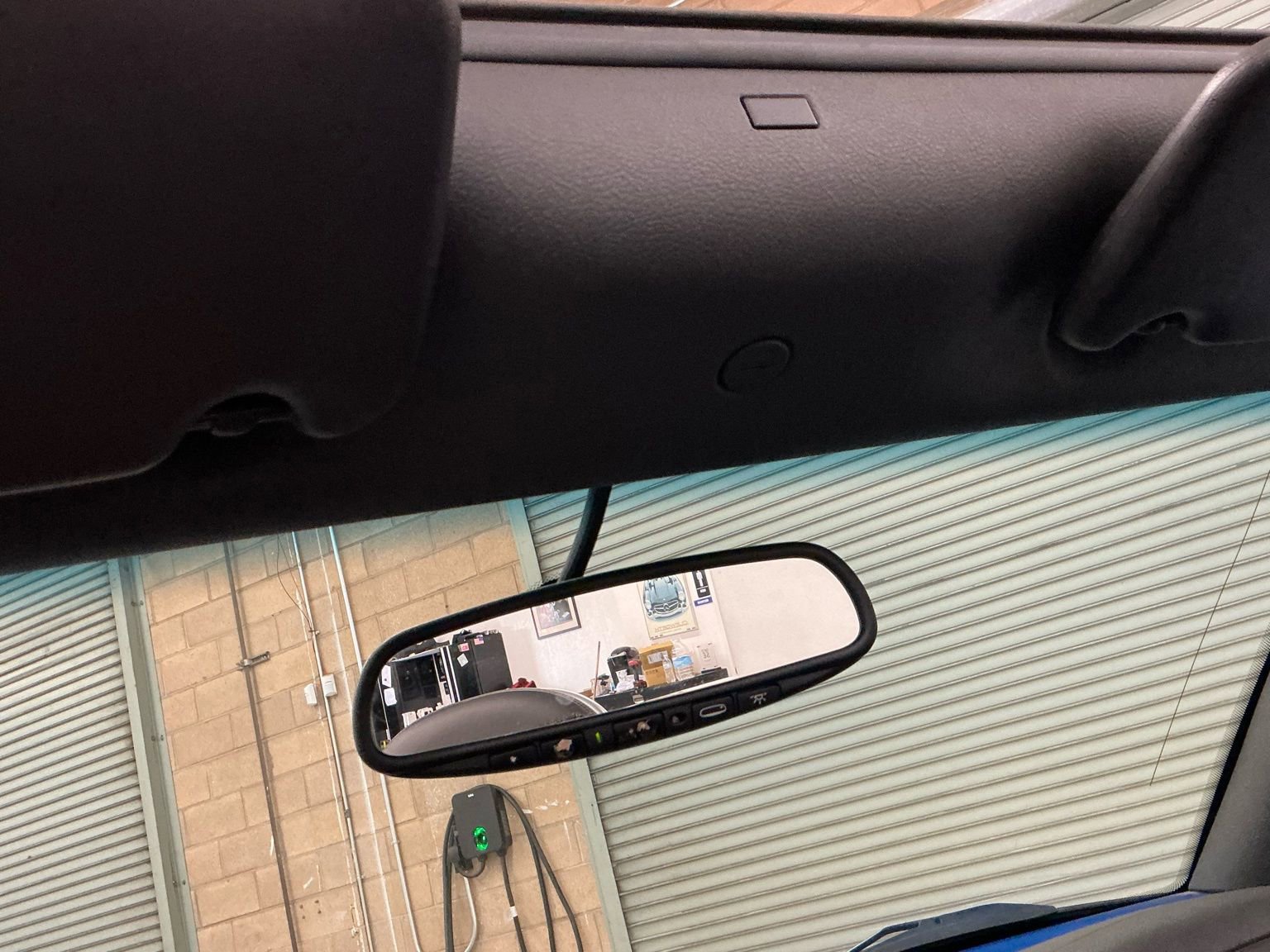 Used 2006 Chevrolet SSR w/ Preferred Equipment Group image 27