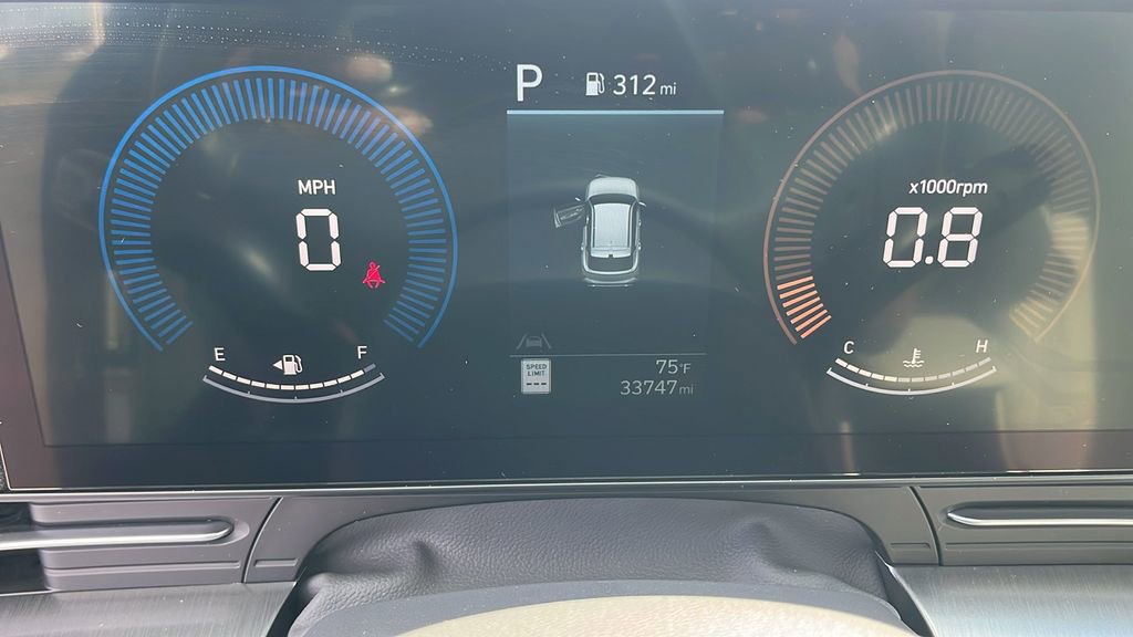 Used 2025 Hyundai Kona SEL image 24