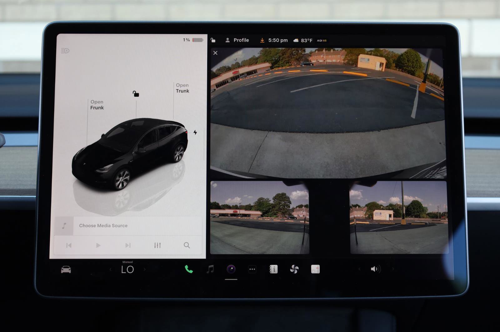 Used 2023 Tesla Model Y Long Range AWD/4WD image 40