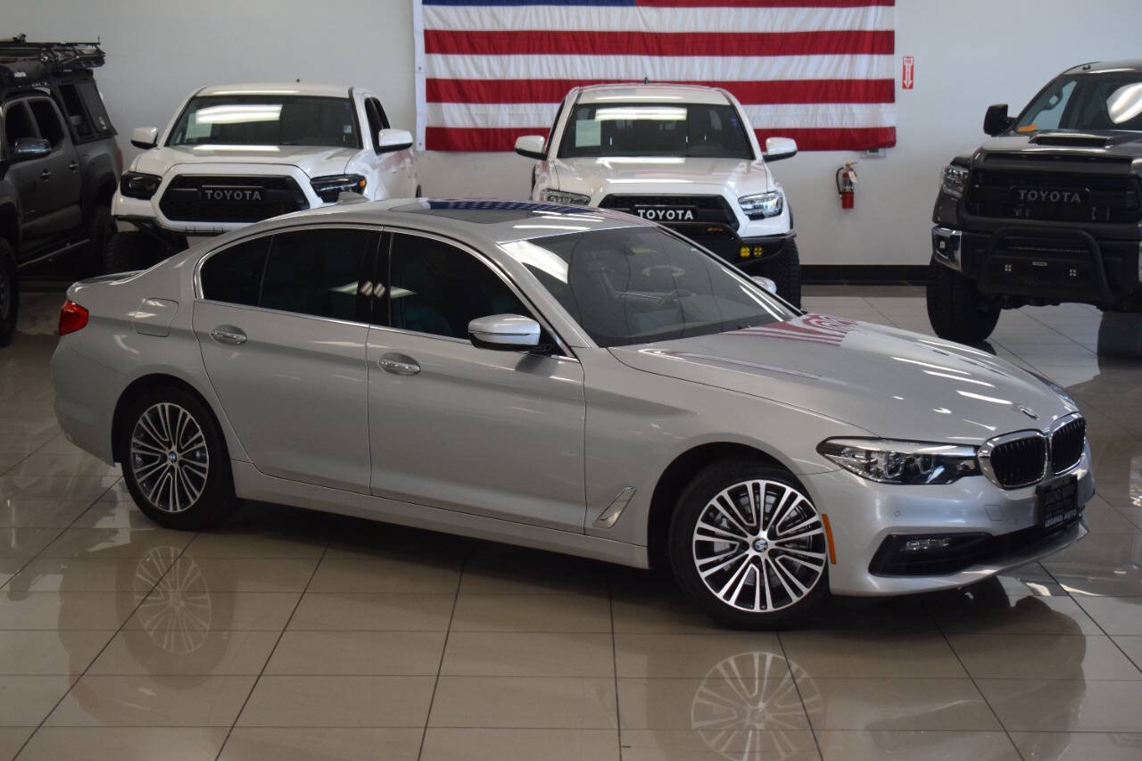 Used 2018 BMW 530i xDrive AWD/4WD image 3