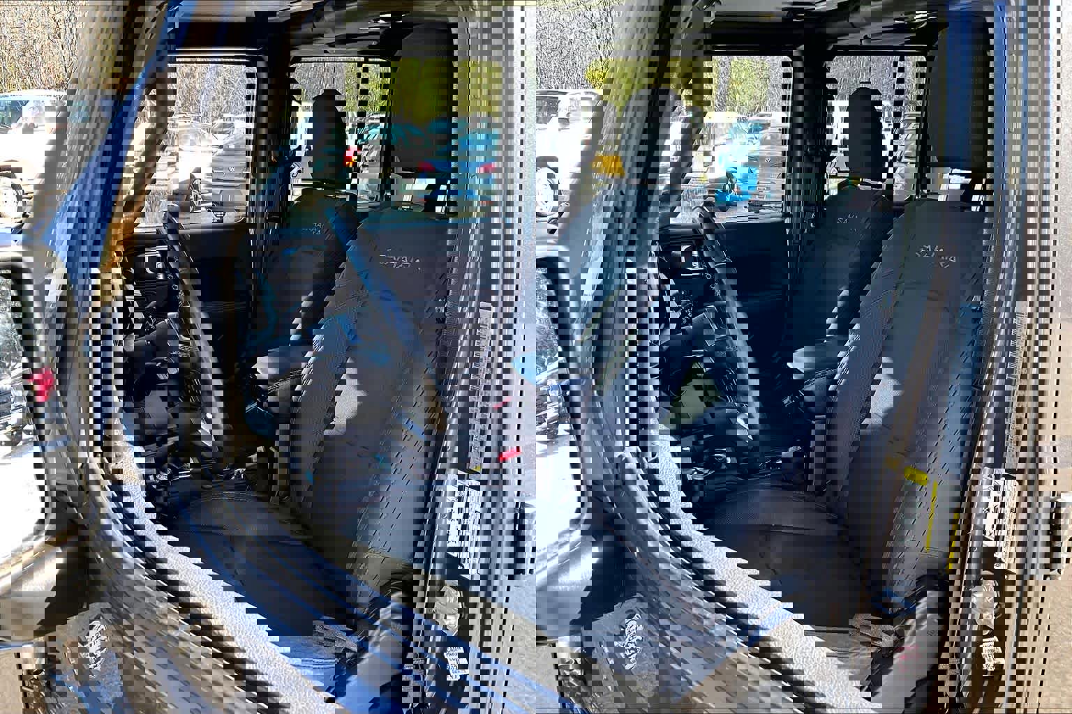 Used 2019 Jeep Wrangler Unlimited Sahara image 8