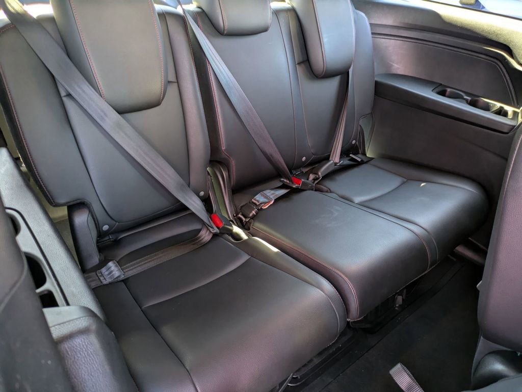 Used 2025 Honda Odyssey Sport-L image 27