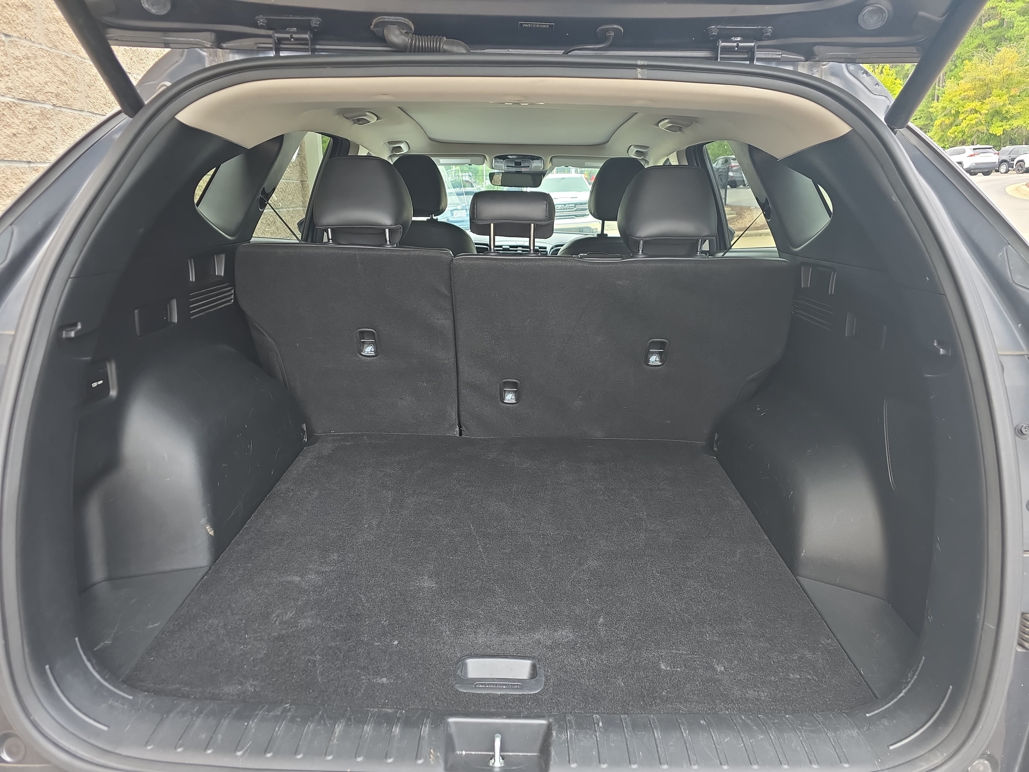 Used 2024 Hyundai Tucson Limited AWD/4WD image 12