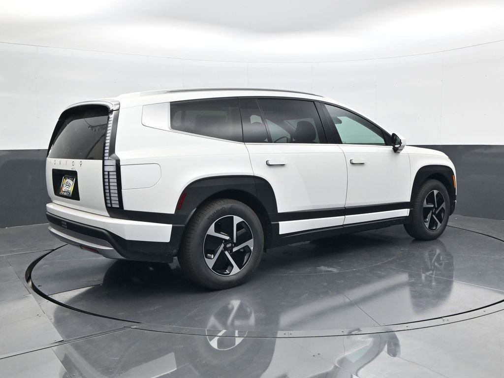 New 2026 Hyundai Ioniq 9 S image 5