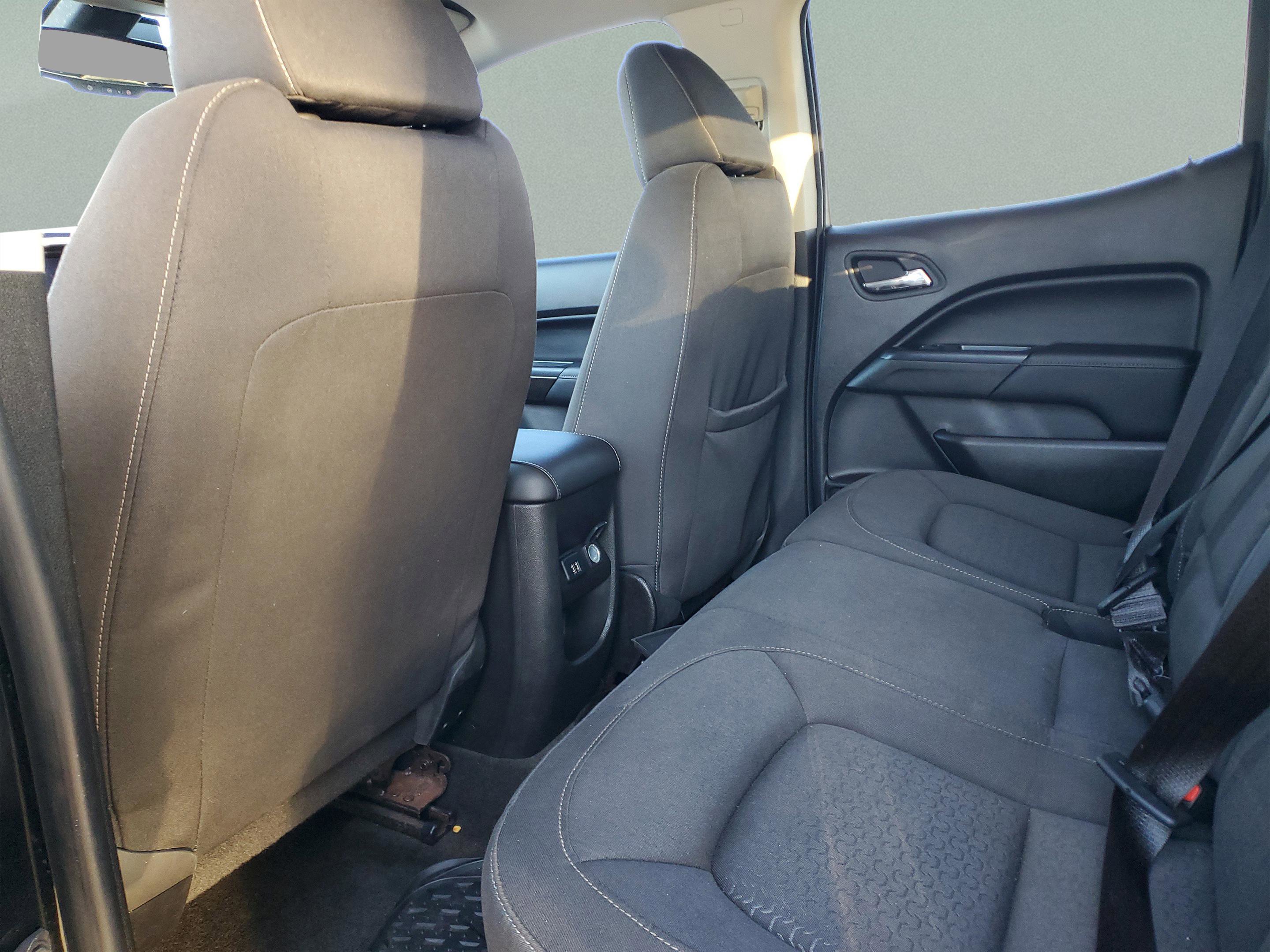 Used 2015 GMC Canyon SLE w/ SLE Convenience Package image 10