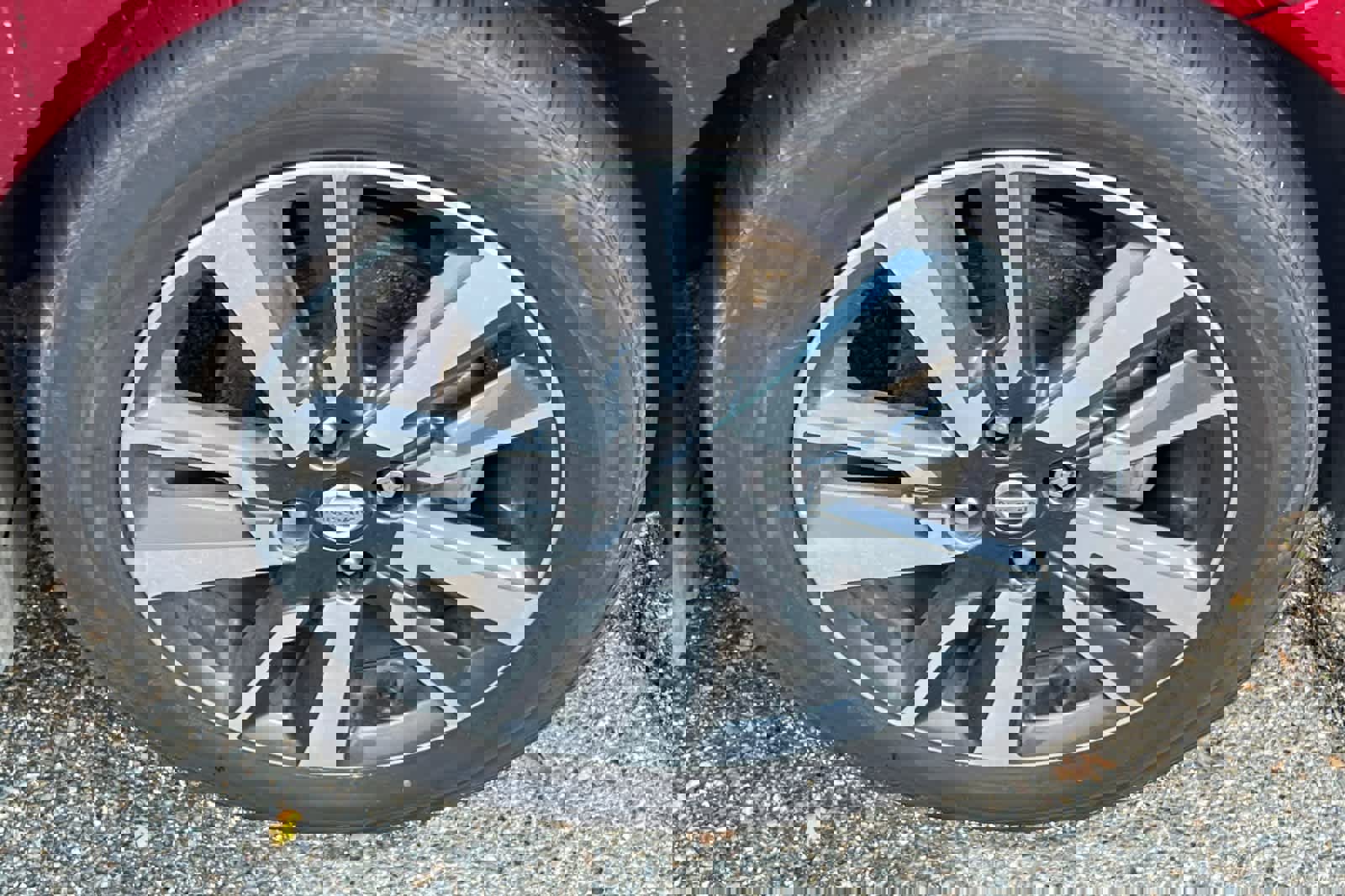 Used 2020 Nissan Versa SV image 12