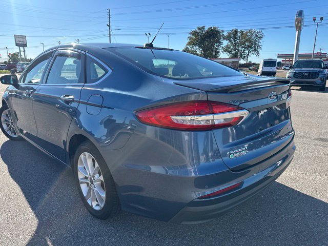 Used 2019 Ford Fusion Energi Titanium FWD image 18