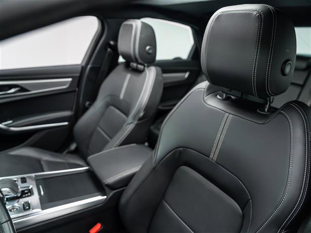 Certified 2024 Jaguar XF R-Dynamic SE image 16