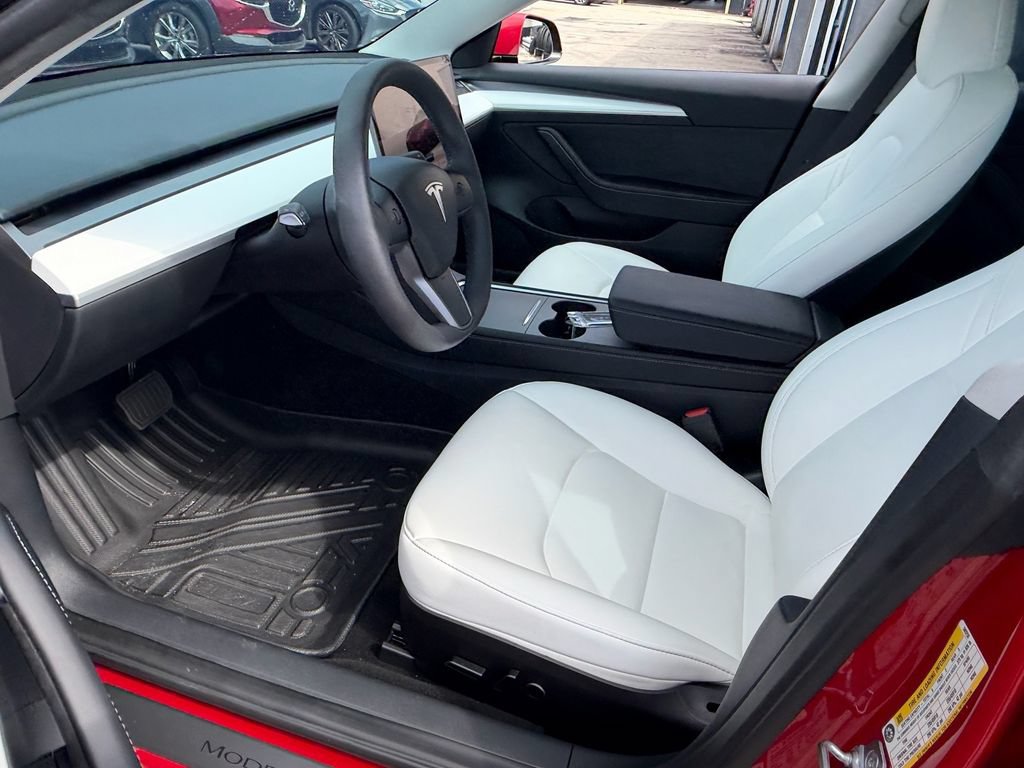 Used 2023 Tesla Model 3 Standard Range RWD image 11