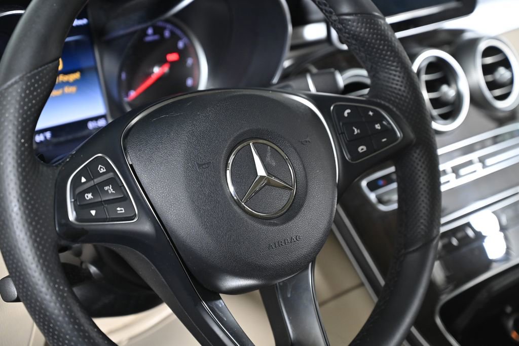 Used 2019 Mercedes-Benz GLC 300 GLC 300 image 11