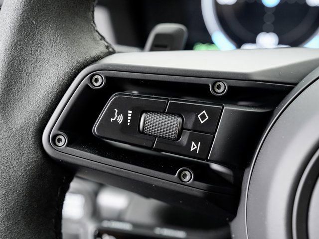 Certified 2025 Porsche 911 Carrera GTS image 13