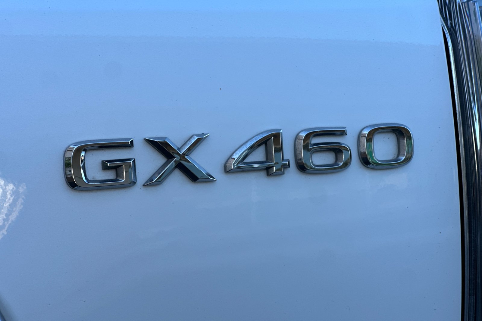 Used 2022 Lexus GX 460 Luxury w/ Off Road Package AWD/4WD image 31