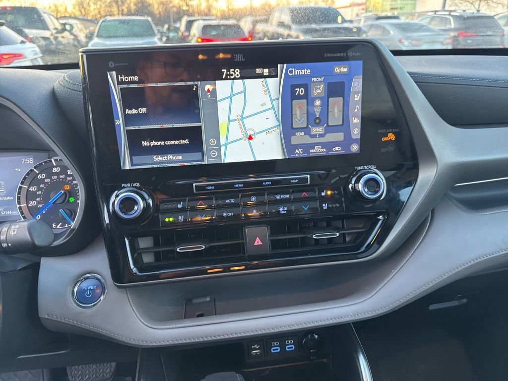 Used 2022 Toyota Highlander Limited image 8
