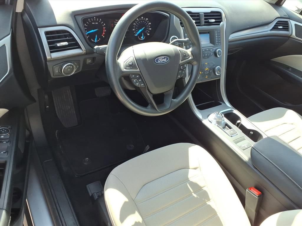 Used 2020 Ford Fusion S FWD image 15