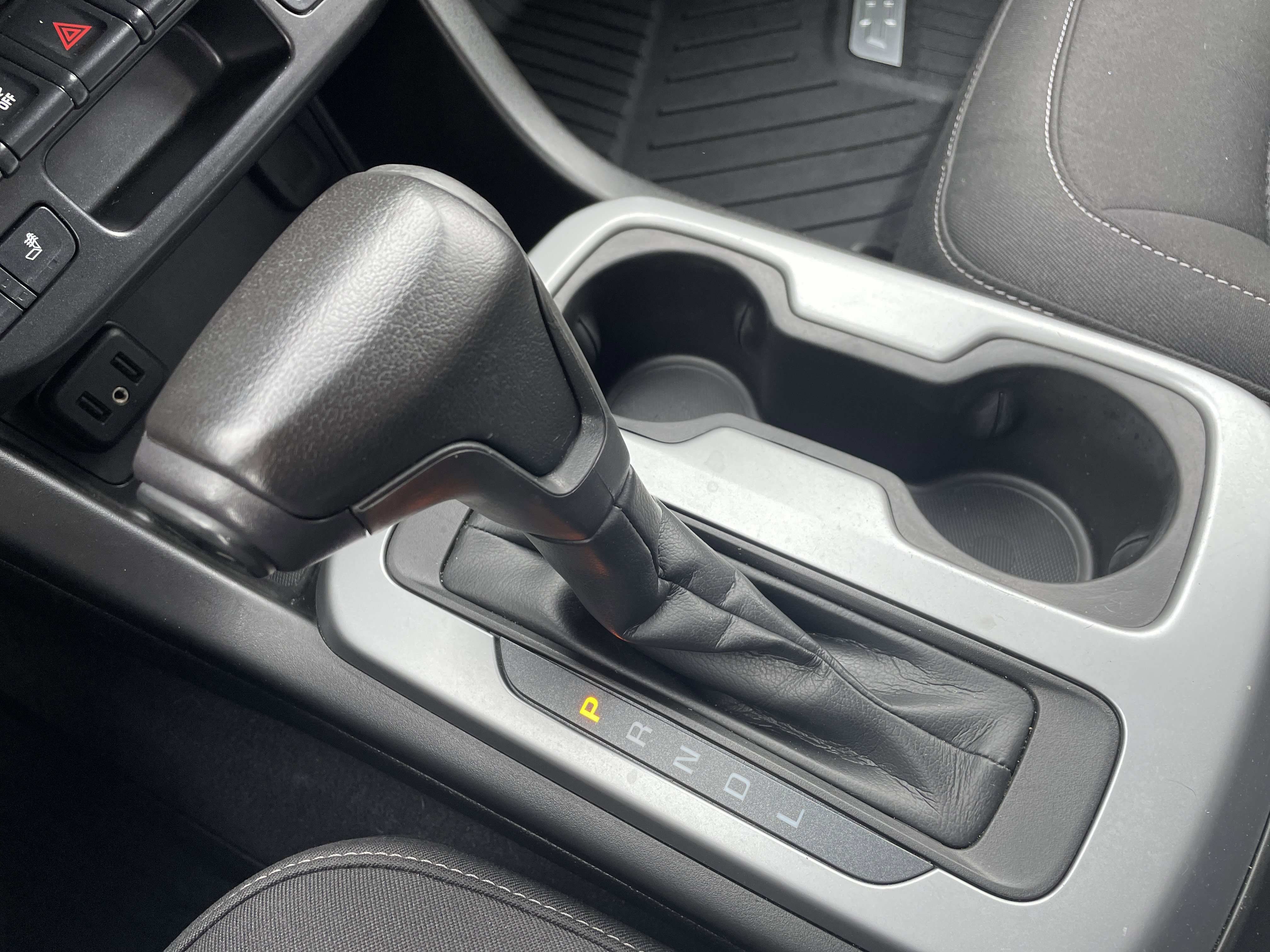 Used 2021 Chevrolet Colorado LT w/ Safety Package image 14