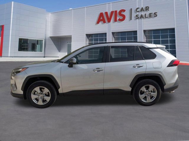 Used 2025 Toyota RAV4 XLE image 10