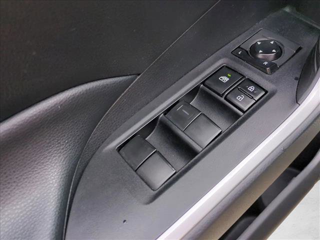 Used 2020 Toyota RAV4 XLE image 8