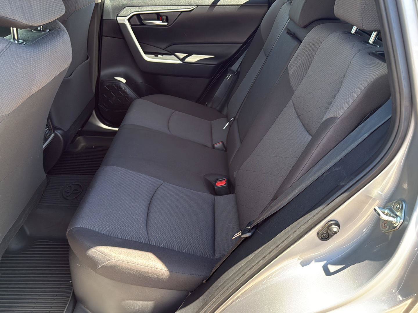 Used 2024 Toyota RAV4 XLE w/ Convenience Package AWD/4WD image 24