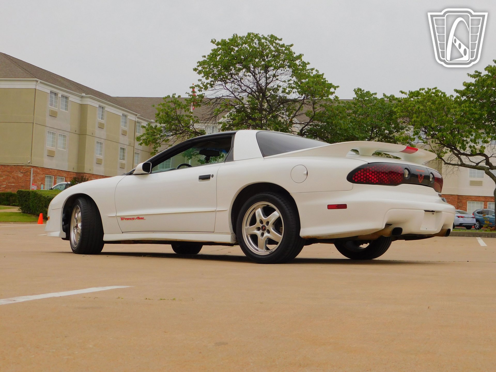 Used 1996 Pontiac Firebird Coupe image 11
