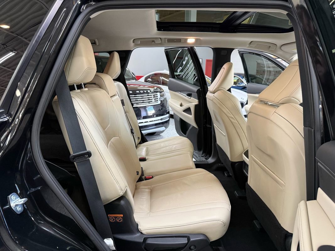 Used 2023 INFINITI QX60 Luxe AWD/4WD image 18