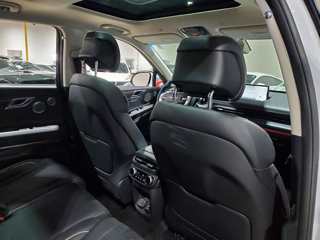 Used 2022 Genesis GV80 2.5T w/ Prestige Package 04 image 23