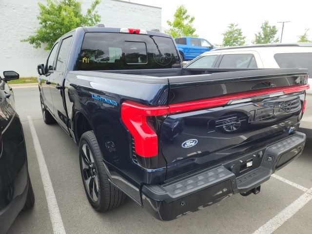 Used 2024 Ford F150 Lightning Platinum AWD/4WD image 4
