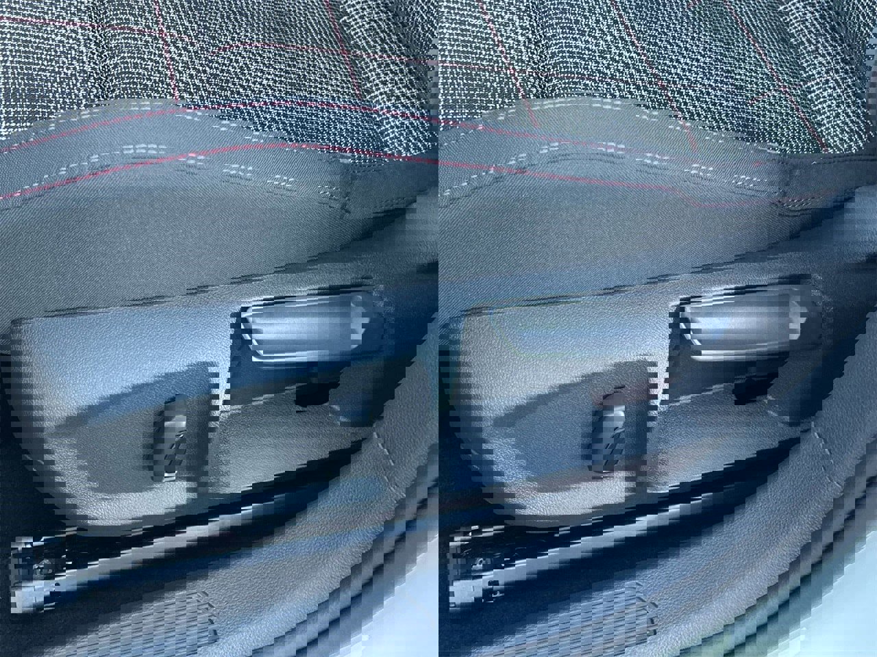 New 2026 Volkswagen GTI S image 16