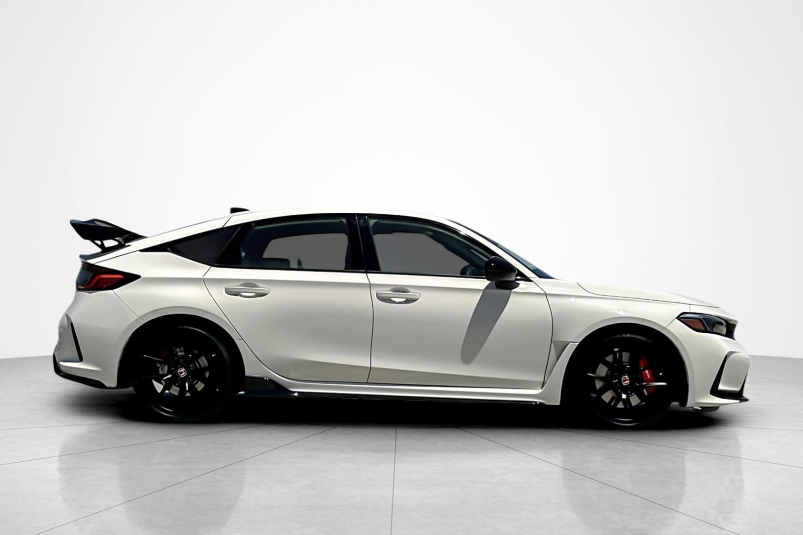 Used 2024 Honda Civic Type R image 6