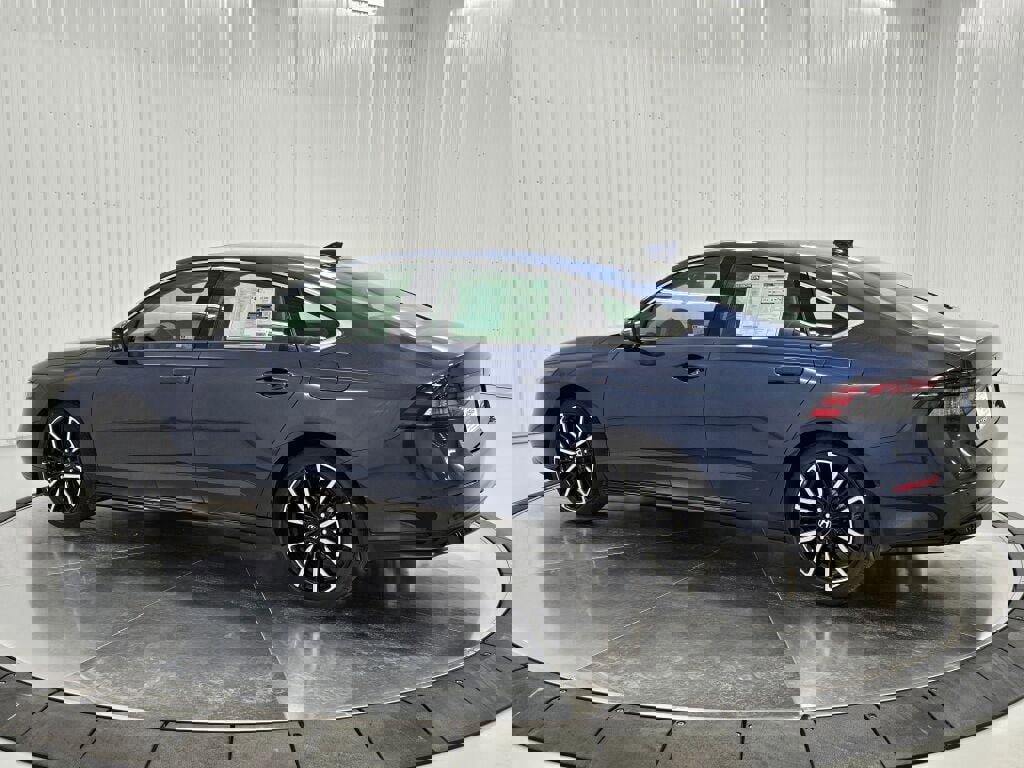 New 2025 Honda Accord Touring image 29