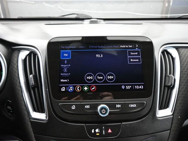 Used 2021 Chevrolet Malibu LT image 16