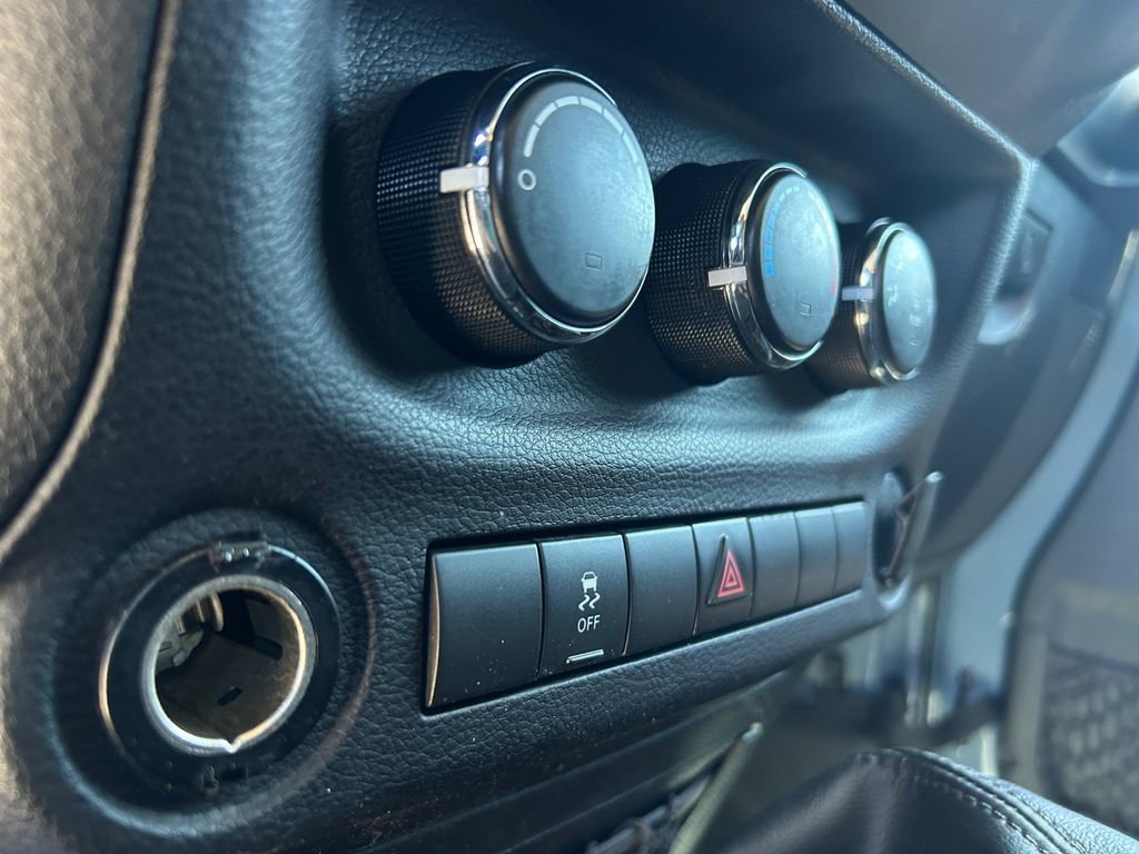 Used 2014 Jeep Wrangler Sport AWD/4WD image 33