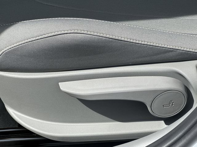 New 2026 Hyundai Elantra Sport FWD image 28