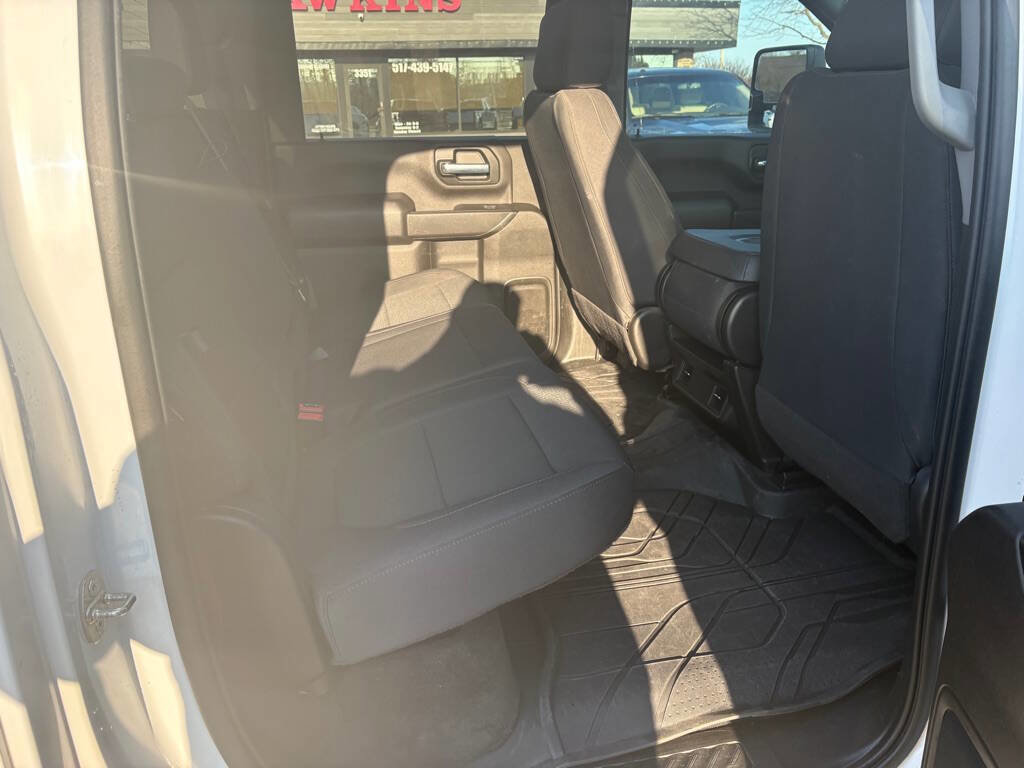 Used 2023 Chevrolet Silverado 2500 Custom w/ Custom Value Package image 8