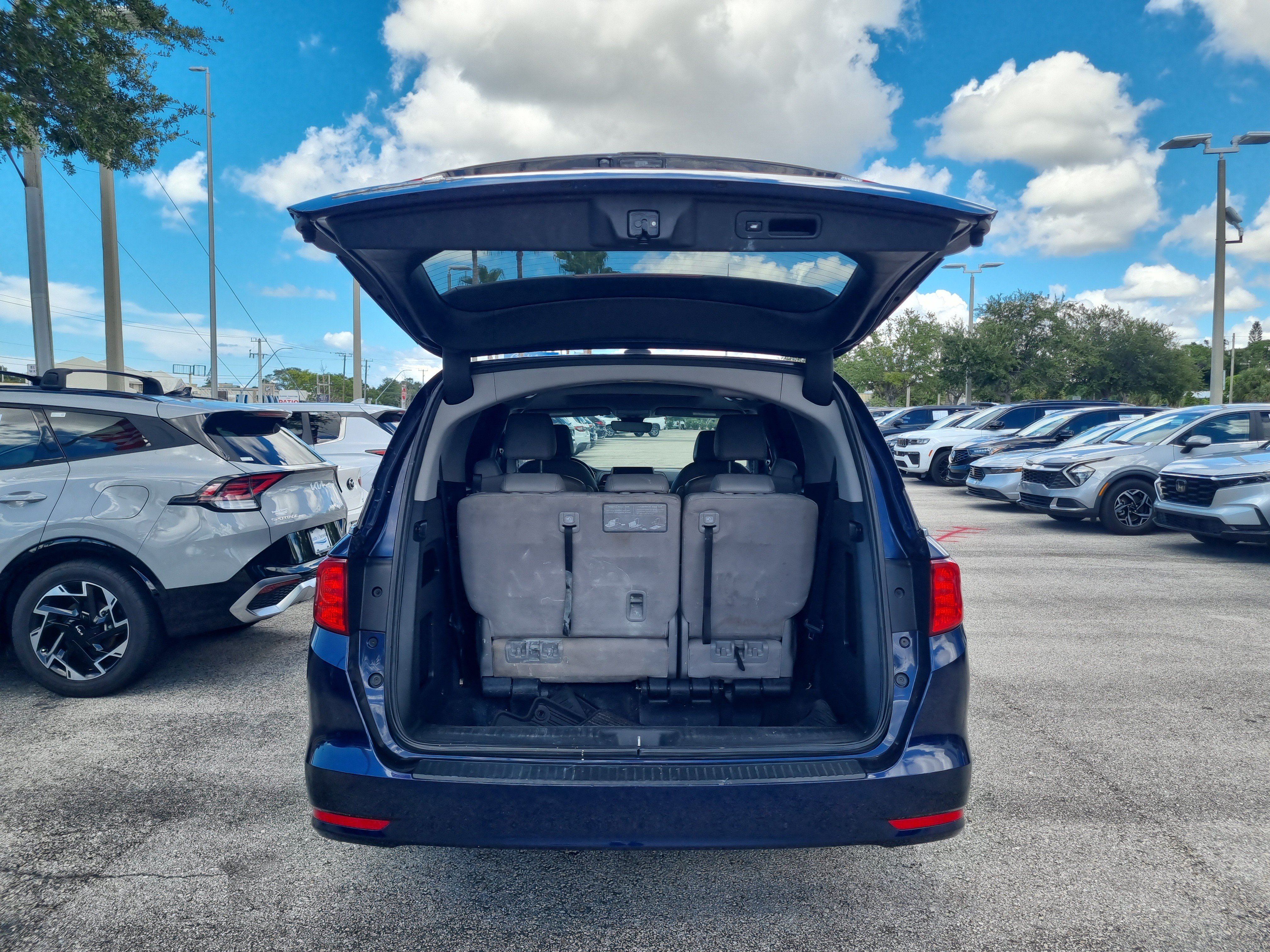 Used 2022 Honda Odyssey EX-L image 12
