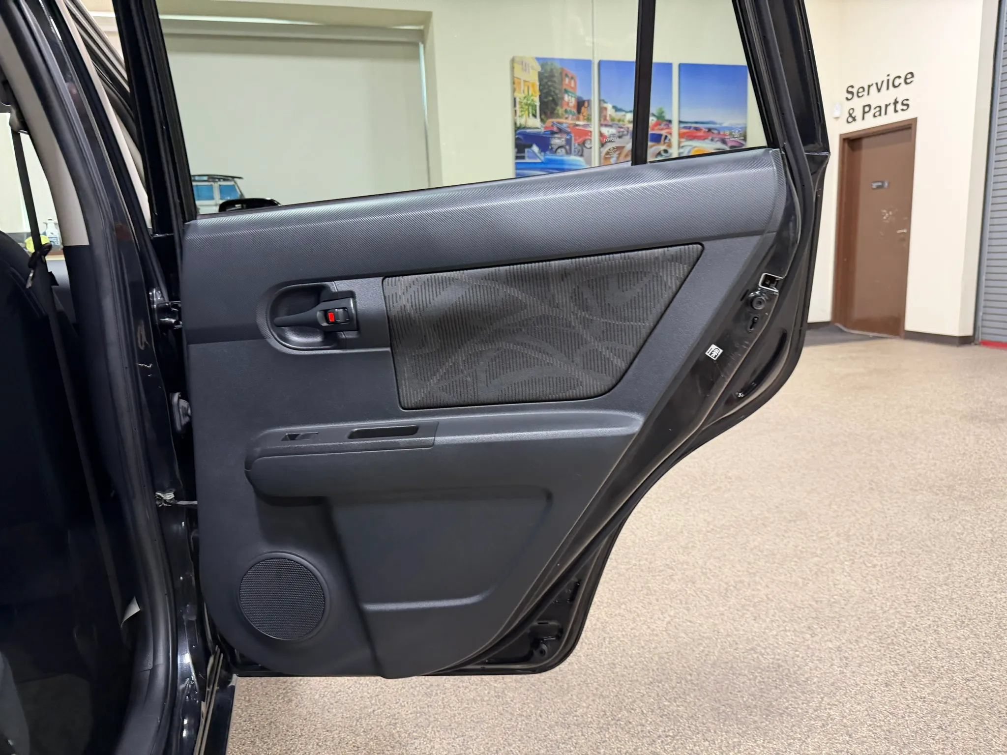 Used 2015 Scion xB FWD image 27